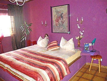 Schlafzimmer mit Doppelbett Schlafzimmer mit Doppelbett