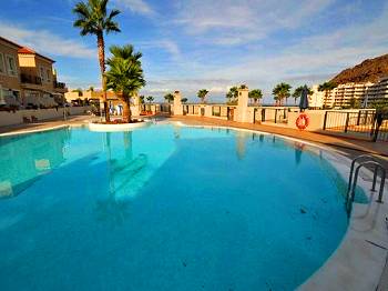Ferienwohnung mit Pool Ferienwohnung mit Pool