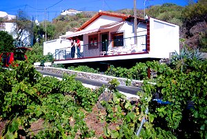 schönes Ferienhaus Teneriffa West bei Los Gigantes - die Aussenansicht schönes Ferienhaus Teneriffa West bei Los Gigantes - die Aussenansicht