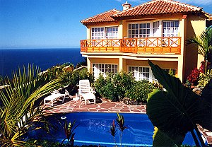 Kleine Apartmentanlage mit Pool auf Teneriffa Kleine Apartmentanlage mit Pool