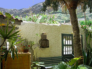 Innenhof mit Bergblick Innenhof mit Bergblick