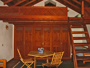 Schlafzimmer mit Schlafempore Schlafzimmer mit Schlafempore