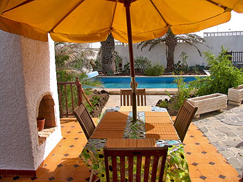 Terrasse mit Grill Terrasse mit Grill