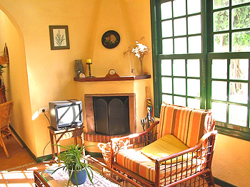 Wohnzimmer mit Kamin Wohnzimmer mit Kamin