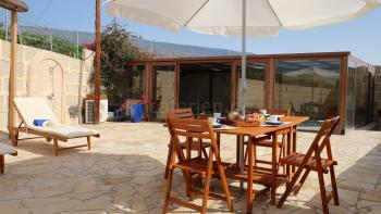 möbilierte Terrasse