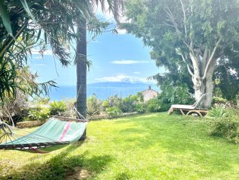 Apartment mit Garten und Pool