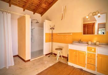 Großes Duschbad en Suite